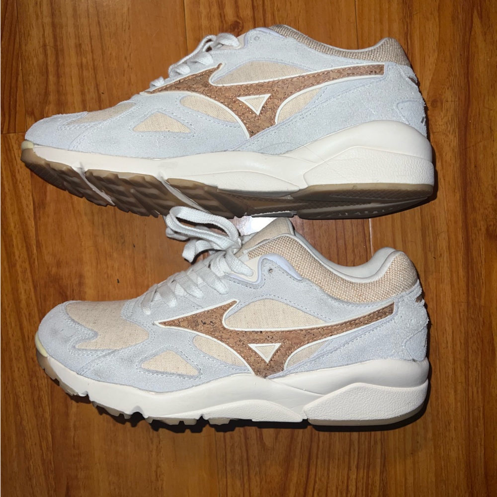 Mizuno Sky Medal Sport-style shoes